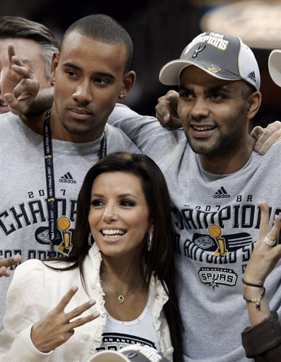 国足的性价 国足的性价