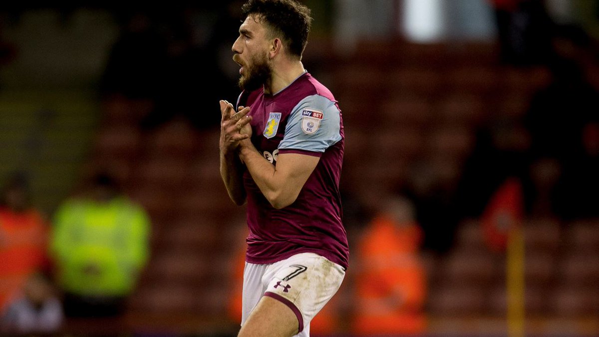 与队友形成 与队友形成